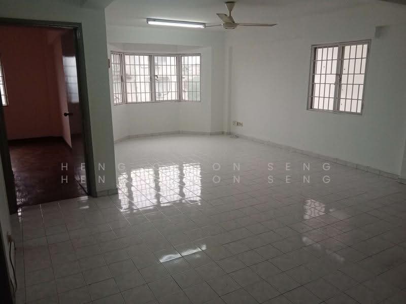Apartment for Rent at Aman Satu - heng choon seng heng choon seng - Living Room - PropertyGuru.com.my