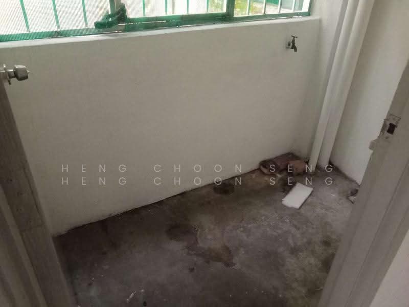 Apartment for Rent at Aman Satu - heng choon seng heng choon seng - back yard - PropertyGuru.com.my