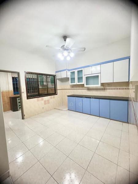 Terraced House for Rent in Taman Mutiara Rini (Skudai) - Jameson Choo - Kitchen - PropertyGuru.com.my