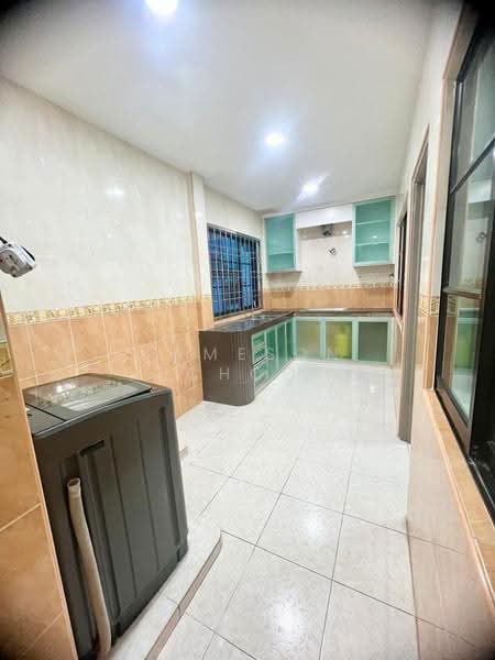 Terraced House for Rent in Taman Mutiara Rini (Skudai) - Jameson Choo - Kitchen - PropertyGuru.com.my