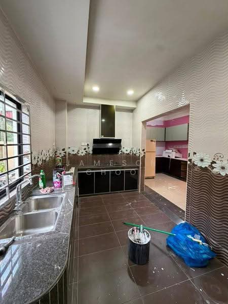 Rumah Teres 2-Tingkat untuk Dijual di Taman Sri Pulai Perdana (Skudai) - Jameson Choo - Kitchen - PropertyGuru.com.my
