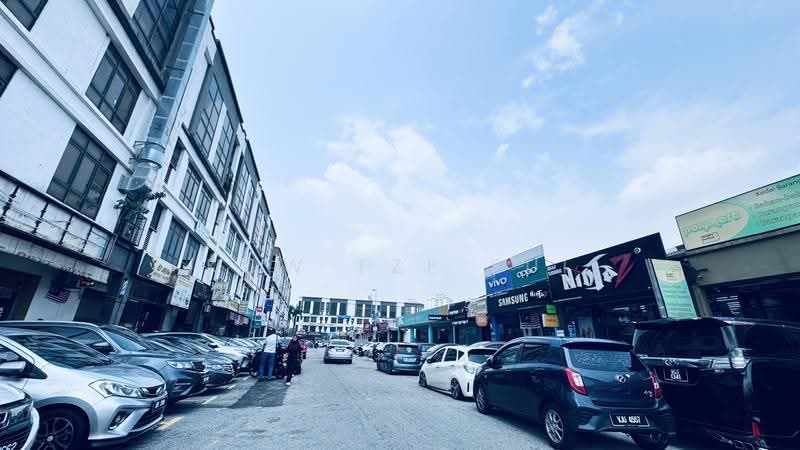 Shop for Sale in Puchong (Selangor) - Kow Tze Fui - Exterior - PropertyGuru.com.my