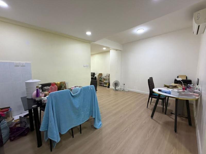 2-storey Terraced House for Sale in Pandan Indah (Ampang) - Alan Chin - Living Room - PropertyGuru.com.my