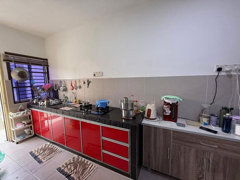 Rumah Teres 2-Tingkat untuk Dijual di Taman Sierra Perdana (Masai) - Jameson Choo - Kitchen - PropertyGuru.com.my