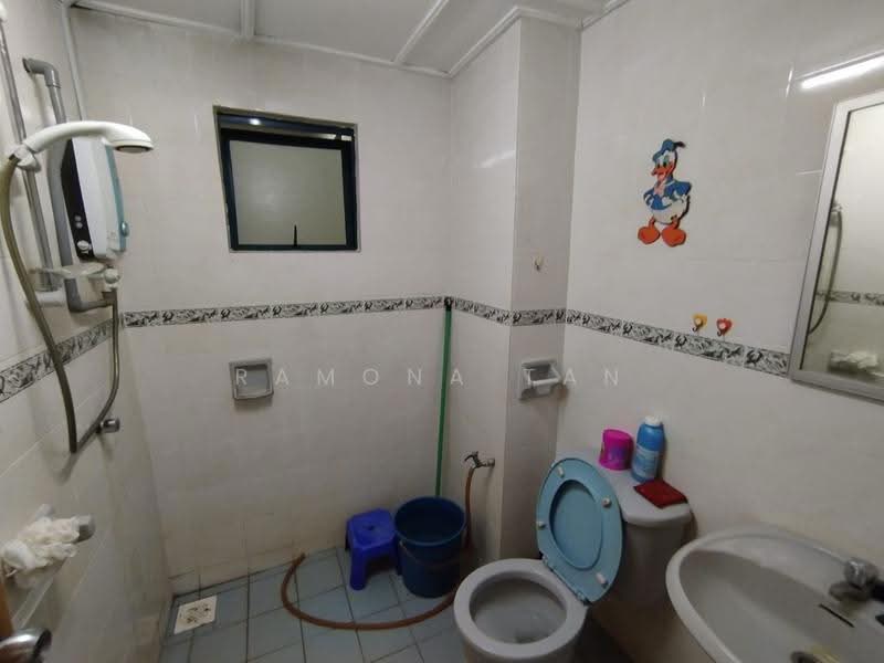 Kondominium untuk Dijual di Casa Lago - Ramona Tan - Bathroom - PropertyGuru.com.my