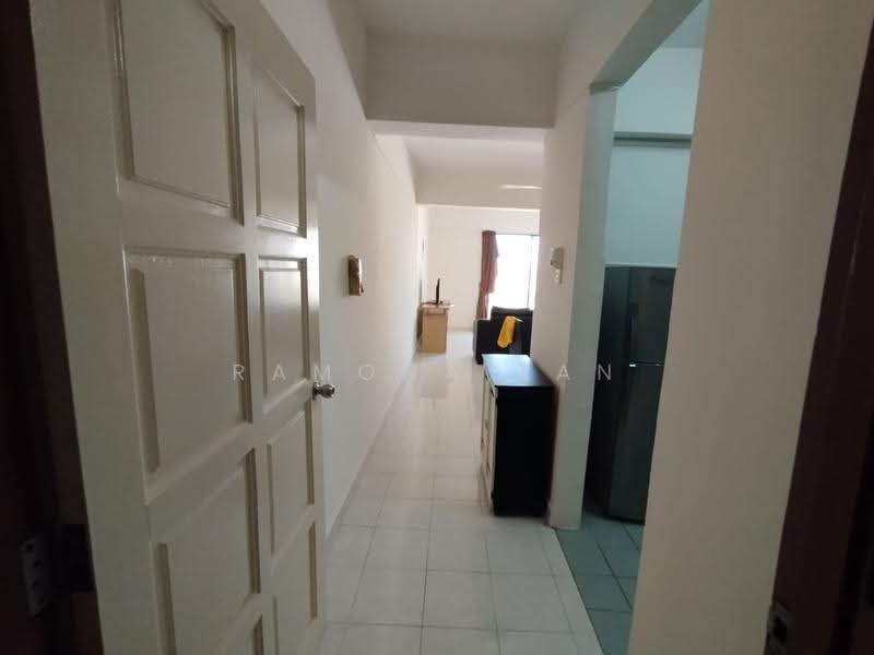 Kondominium untuk Dijual di Casa Lago - Ramona Tan - Corridor - PropertyGuru.com.my