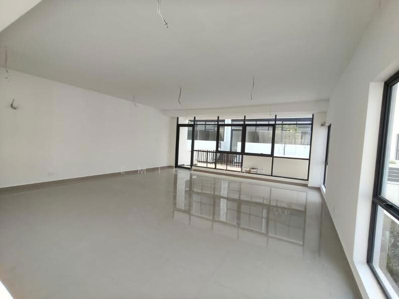 Rumah Teres 3.5-Tingkat untuk Disewa di Damansara Perdana (Selangor) - Emily Tan - Living Room - PropertyGuru.com.my