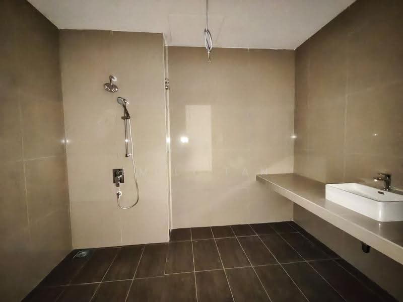 Rumah Teres 3.5-Tingkat untuk Disewa di Damansara Perdana (Selangor) - Emily Tan - Bathroom - PropertyGuru.com.my