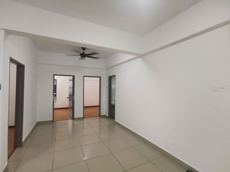 Condominium for Sale at Park 51 Residency - Bee Har Chew - Living Room - PropertyGuru.com.my
