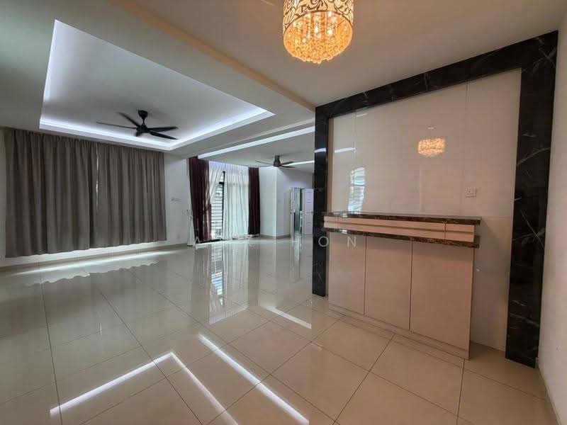 Cluster House for Sale in Taman Adda Heights (Tebrau) - Ask Hon - Living Room - PropertyGuru.com.my