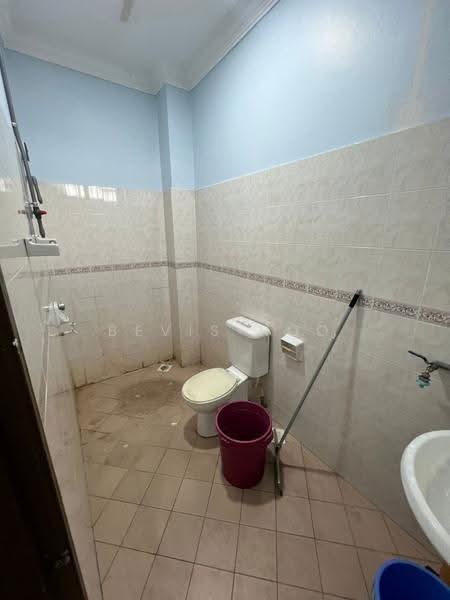 2-storey Terraced House for Rent in Ulu Tiram (Johor) - Bevis Hoo - Bathroom - PropertyGuru.com.my