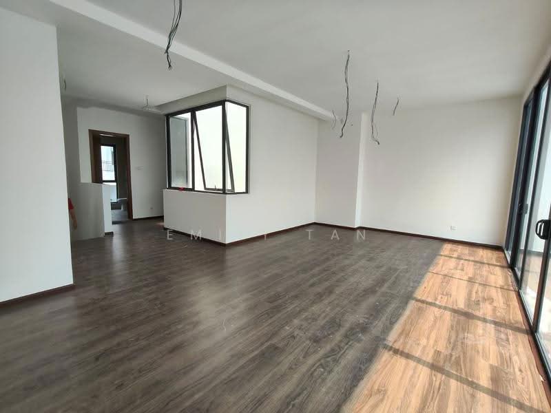 Rumah Teres 3.5-Tingkat untuk Disewa di Damansara Perdana (Selangor) - Emily Tan - Living Room - PropertyGuru.com.my