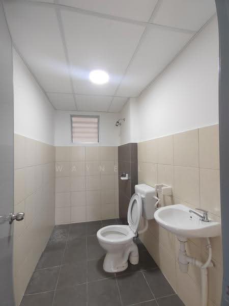 Pangsapuri untuk Disewa di Danau Ria - Wayne Lai - Bathroom - PropertyGuru.com.my