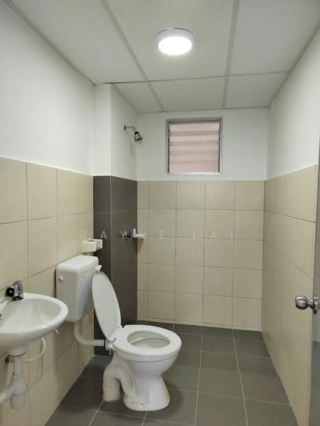 Pangsapuri untuk Disewa di Danau Ria - Wayne Lai - Bathroom - PropertyGuru.com.my
