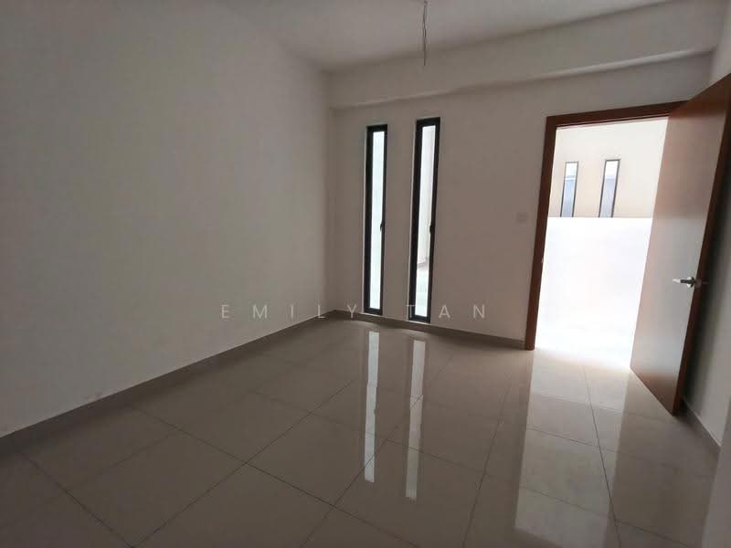 3.5-storey Terraced House for Sale in Damansara Perdana (Selangor) - Emily Tan - Interior - PropertyGuru.com.my