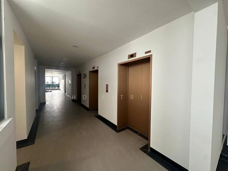 Condominium for Sale at Capella Embassy (D'Rapport Residences) - Mohd Fitri MF - Corridor - PropertyGuru.com.my