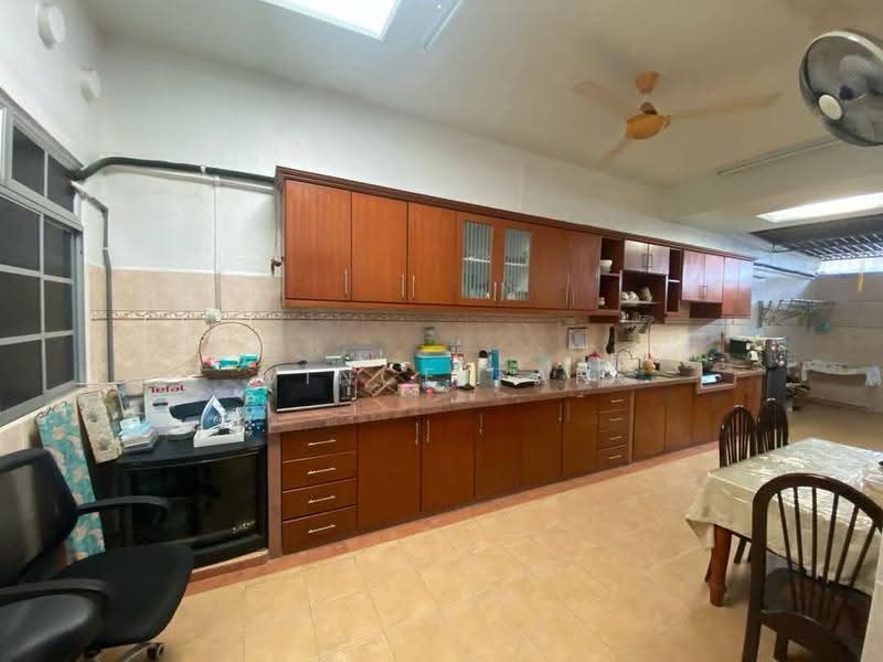 Rumah Teres 1-Tingkat untuk Dijual di Jelutong (Penang) - Vince Tan - Kitchen - PropertyGuru.com.my