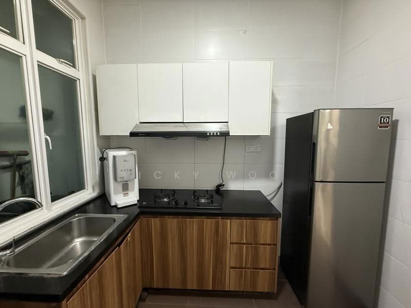 Kondominium untuk Disewa di M Condominium @ Larkin - Ricky Woo - Kitchen - PropertyGuru.com.my