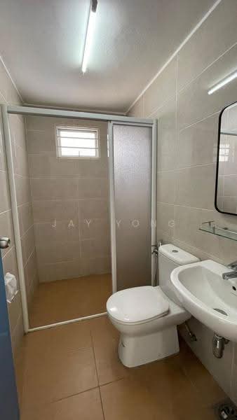 Semi-Detached House for Rent in Jalan Ipoh (Kuala Lumpur) - Jay Yong - Bathroom - PropertyGuru.com.my