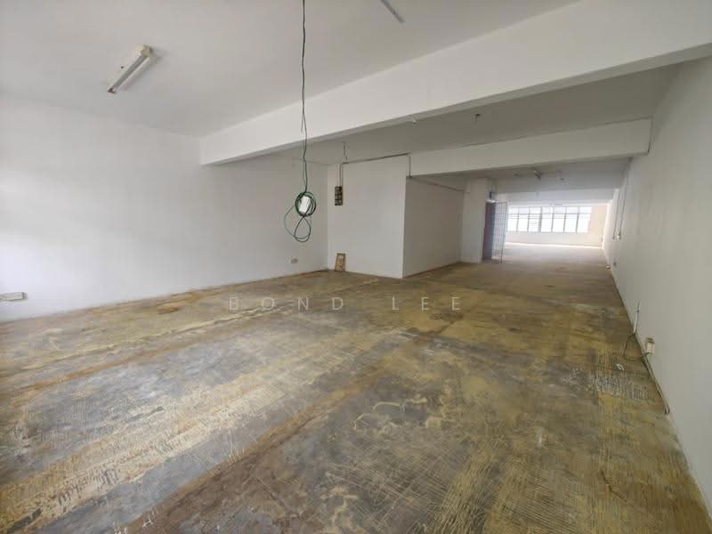 Shop / Office for Rent in Sri Damansara SD12 (Bandar Sri Damansara) - Bond Lee - Interior - PropertyGuru.com.my