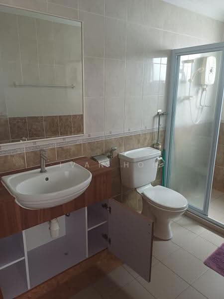 Kondominium untuk Disewa di Villa Wangsamas - Ivan Hoh - Bathroom - PropertyGuru.com.my