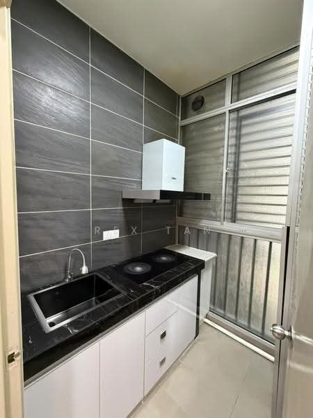 Condominium for Rent at The Haute Gurney - Rex Tan - Kitchen - PropertyGuru.com.my