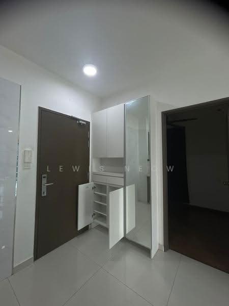 Service Residence for Sale at Country Garden Central Park - Lewis Neow - Interior - PropertyGuru.com.my