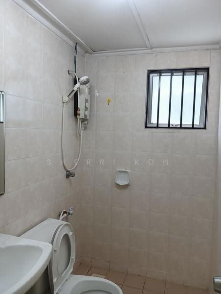Condominium for Rent at D'aman Crimson - Sherri Koh - Bathroom - PropertyGuru.com.my