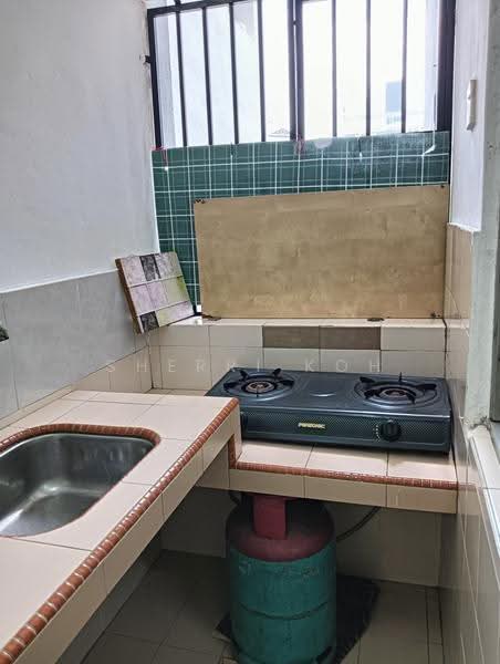 Condominium for Rent at D'aman Crimson - Sherri Koh - Kitchen - PropertyGuru.com.my