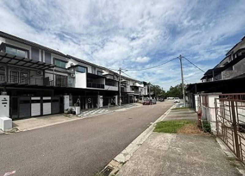 Rumah Teres 2-Tingkat untuk Dijual di Taman Scientex Pasir Gudang (Pasir Gudang) - Jason Tang - Exterior - PropertyGuru.com.my