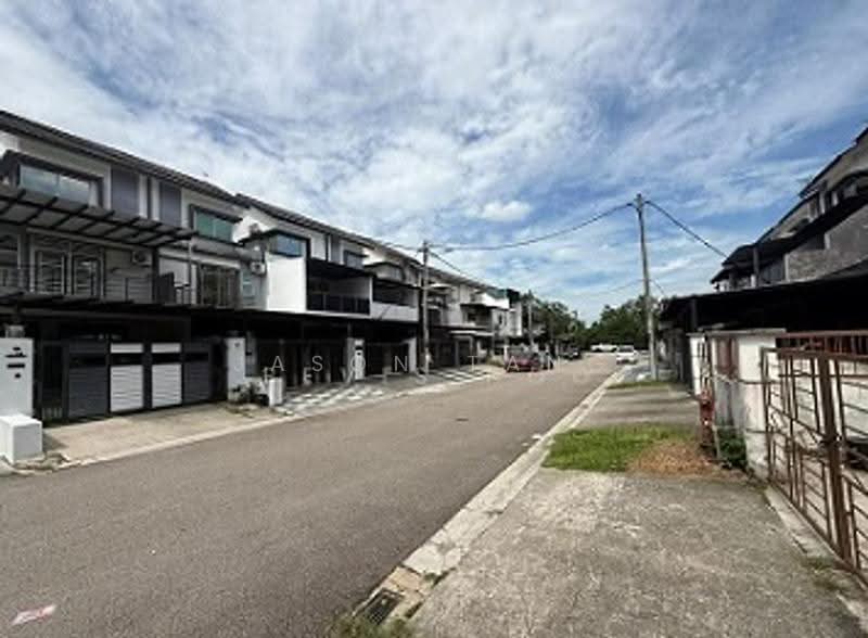 Rumah Teres 2-Tingkat untuk Dijual di Taman Scientex Pasir Gudang (Pasir Gudang) - Jason Tang - Exterior - PropertyGuru.com.my