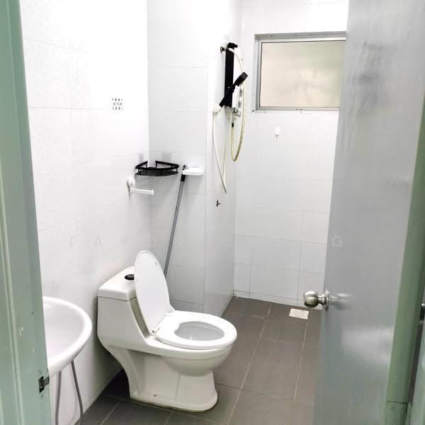 Kondominium untuk Disewa di Mahkota Garden - Earon Chong - Bathroom - PropertyGuru.com.my