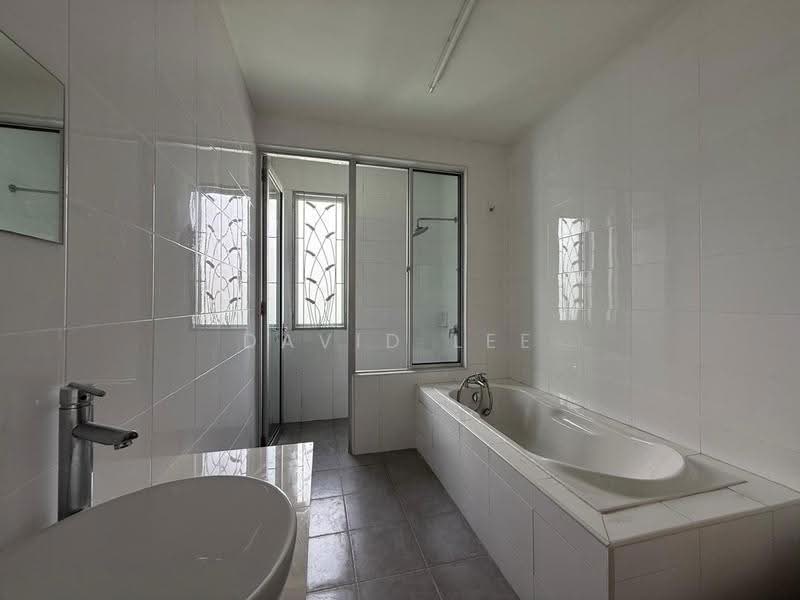 Rumah Kluster untuk Disewa di Taman Anggun (Rawang) - David Lee - Bathroom - PropertyGuru.com.my