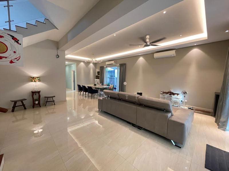 Bungalow House untuk Dijual di Taman Meranti Jaya (Puchong) - John Tee - Living Room - PropertyGuru.com.my