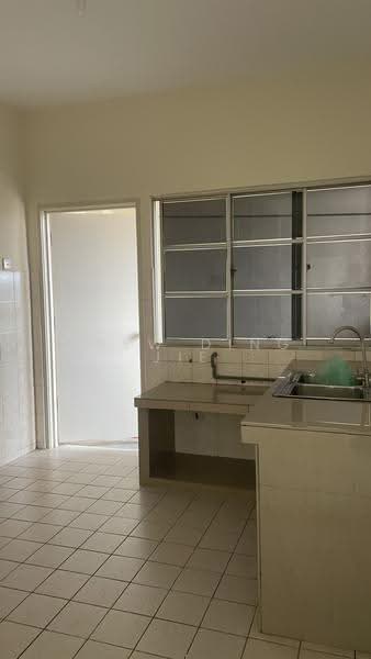 Condominium for Rent at Elaeis 2 - Chew Ding Jie - Kitchen - PropertyGuru.com.my