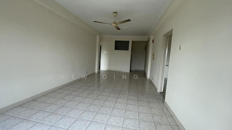 Condominium for Rent at Elaeis 2 - Chew Ding Jie - Living Room - PropertyGuru.com.my