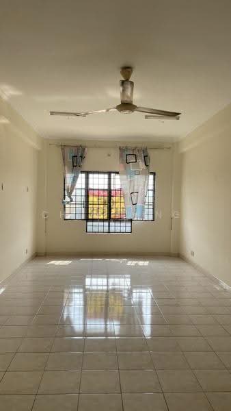 Condominium for Rent at Elaeis 2 - Chew Ding Jie - Living Room - PropertyGuru.com.my