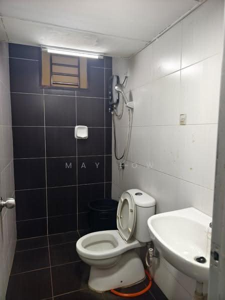 Apartment for Rent at The Pines Residence - May Low - Bathroom - PropertyGuru.com.my