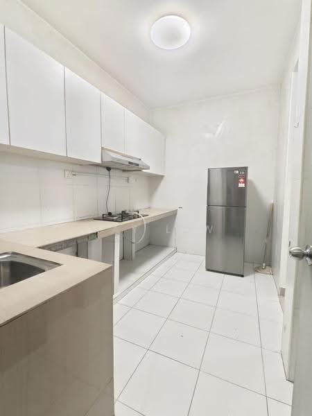 Apartment for Rent at The Pines Residence - May Low - Kitchen - PropertyGuru.com.my