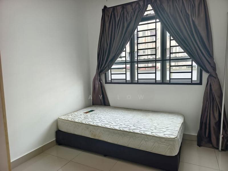 Apartment for Rent at The Pines Residence - May Low - Bedroom - PropertyGuru.com.my