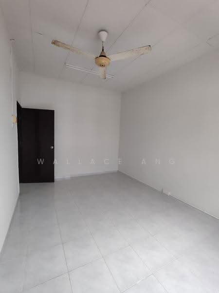 Rumah Teres 2-Tingkat untuk Dijual di Taman Puteri Wangsa (Ulu Tiram) - Wallace Ang - PropertyGuru.com.my