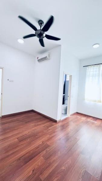 Pangsapuri untuk Dijual di Nusa Heights (Nusa Puncak) - Jack Chai - Bathroom - PropertyGuru.com.my