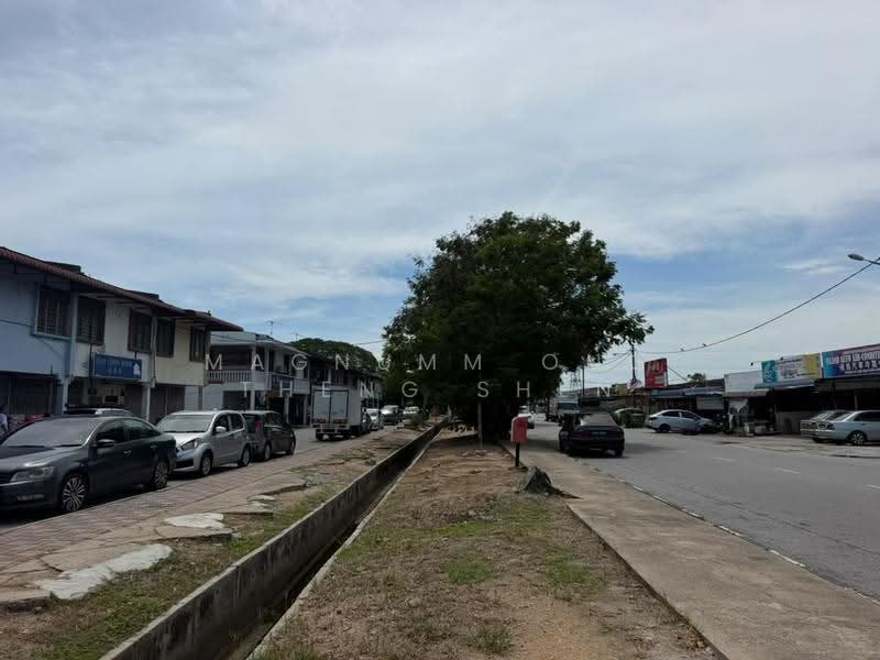 Shop for Sale in Taman Merak Jaya (Simpang Ampat) - Magnumm Ong Theng Shen - Exterior - PropertyGuru.com.my