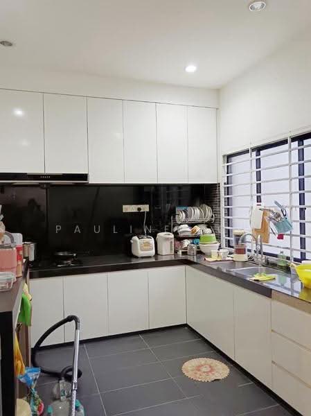 Rumah Teres 2-Tingkat untuk Dijual di Taman Setia Indah (Tebrau) - Pauline Goh - Kitchen - PropertyGuru.com.my