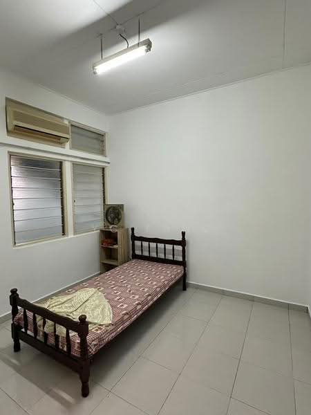 Rumah Teres 1-Tingkat untuk Disewa di Taman Pelangi (Johor Bahru) - YC Fung - Bedroom - PropertyGuru.com.my