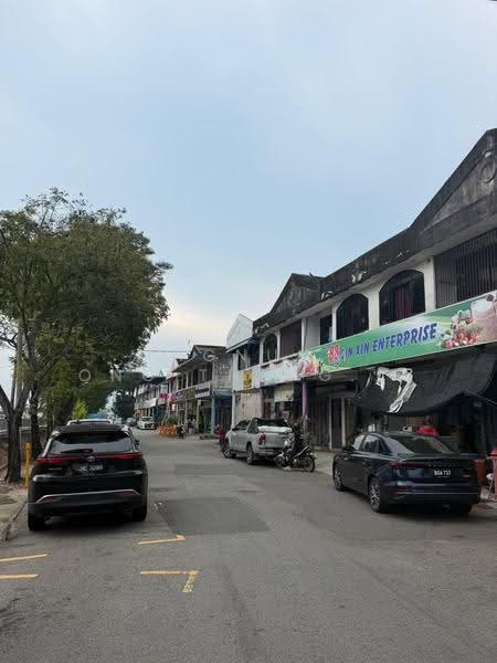 Shop for Sale in Taman Belibis (Simpang Ampat) - Magnumm Ong Theng Shen - Exterior - PropertyGuru.com.my