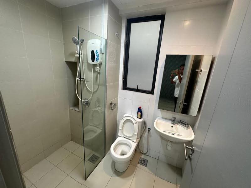 Service Residence for Rent at Residences @ 1 Tebrau - YC Fung - Bathroom - PropertyGuru.com.my