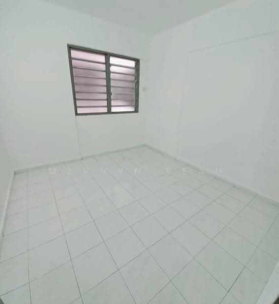 Flat for Sale at Taman Pekaka - Mervyn Seah - Interior - PropertyGuru.com.my
