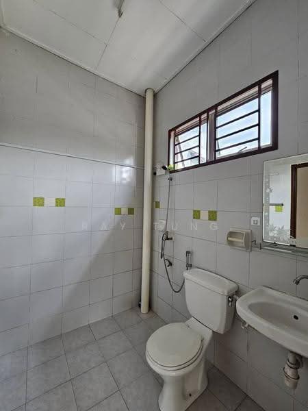 2-storey Terraced House for Rent in Johor Bahru (Johor) - Ray Tung - Bathroom - PropertyGuru.com.my