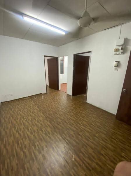 Flat for Sale at Taman Cempaka - Mui Hui Tan - Interior - PropertyGuru.com.my
